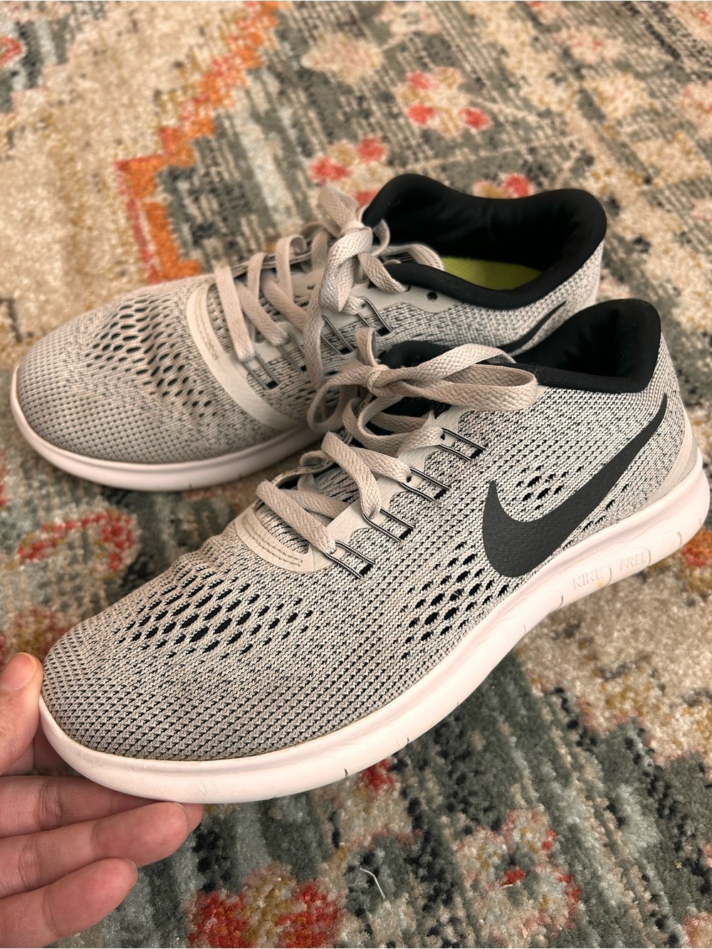 Nike Women’s Light Gray Free RN Running Shoes
